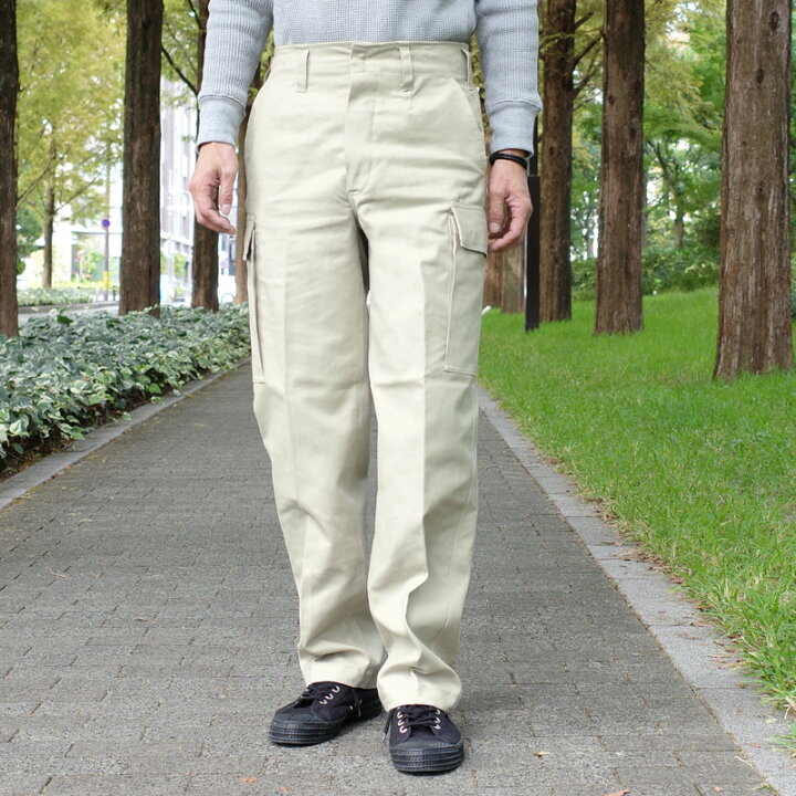 楽天市場 ドイツ軍 モールスキン カーゴパンツ オフホワイト デッドストック Pp327nn モルスキン コンバット フィールド カーゴ 戦闘服 ユニフォーム コットン 綿 メンズ ズボン ドイツ連邦 西ドイツ軍 独軍 ジャーマン 軍パン 実物ミリタリー 軍モノ 軍物 男性