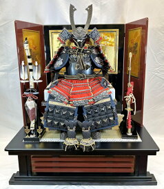 8号 ブロンズ赤縅鎧 屏風・飾台・弓太刀付き鎧　五月人形　兜飾り　コンパクト　端午の節句　初節句　お祝い　こどもの日　海外へのお土産　こだわりの兜　日本文化　日本伝統　日本土産　菖蒲の節句　節句飾り　かぶと　虎　龍　竜　伝統工芸