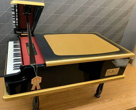 ミニピアノ　ぴあな　グランドピアノ(展示品処分)雛人形　雛道具　ピアノ　小道具　ひな祭り　桃の節句　おひなさま　海外へのお土産　初節句　お祝い　お雛様　日本伝統　日本文化　和風インテリア　日本土産　日本人形　音楽　コンパクト　インテリア　季節
