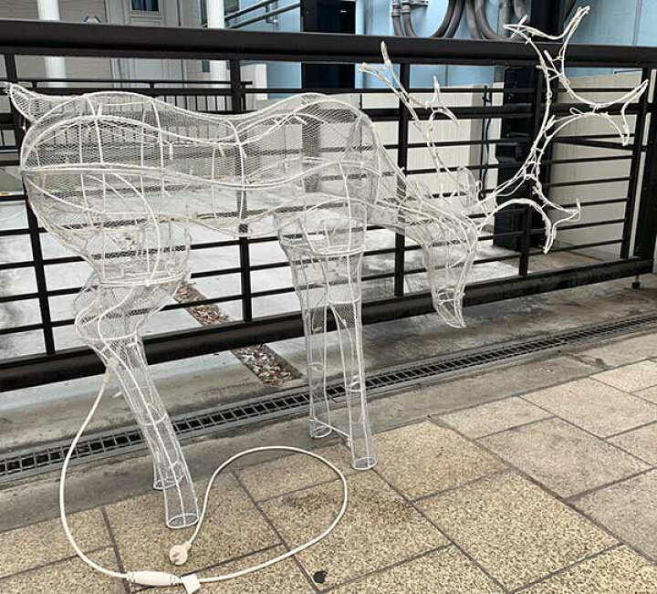 楽天市場】BIG ジャンボトナカイホワイトブルー電飾 イルミネーション 
