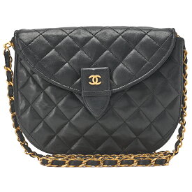 CHANEL シャネル ラムスキン　マトラッセ　ハーフムーン　プッシュロック　チェーンショルダー　黒　 ゴールド金具 チェーンショルダー ブランド【中古】【送料無料】