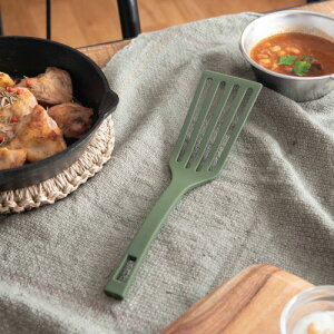  SALUS Vv[ ^[i[ J[L { mH