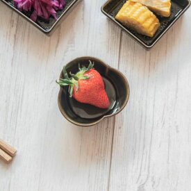 asumi(彩澄) 8cm花型小鉢(小) オリーブ 日本製 美濃焼 和食器 ボウル 鉢 Re食器 SDGs リサイクル サステナブル