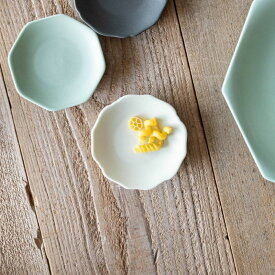 小田陶器 meimei-ware(メイメイ-ウェア) 10cm小皿(豆皿) 稜花 青白 日本製 美濃焼 和食器 丸皿 丸プレート