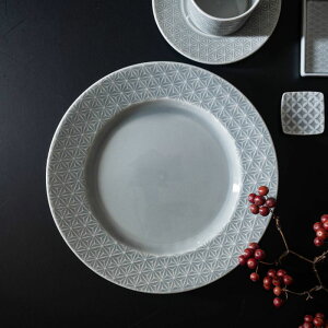 小田陶器 吉祥-kissho- 27cmリム皿 麻の葉 薄灰 日本製 美濃焼 和食器 角皿 スクエアプレート 角プレート 四角皿