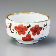手描きの山茶花が美しい抹茶碗