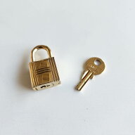 HERMES エルメス カデナ 102 鍵 セット 南京錠 ゴールド ロック ブランド 送料無料 中古 カギ キー トゴ …