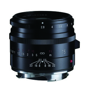 �s�V���i�\��t 2026�N5�������\�� �s�V�i�t�t�H�N�g�����_�[ ���������Y APO-SKOPAR 75mm F2.8 VM �u���b�N [���C�JM�}�E���g�݊� VM�}�E���g�lVoigtlander �A�| �X�R�p�[