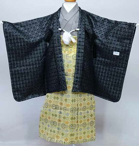 七五三 五歳 五才 5歳 5才 男児 男の子 羽織袴フルセット 羽織 袴 着物 祝着 おりびと 黒地 光る素材 着物はグレー地 お仕立て無料 新品(株)安田屋 NO35545