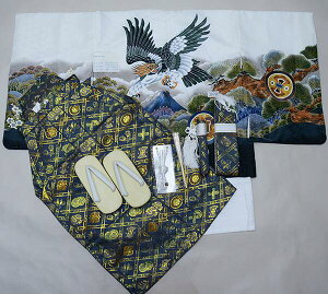 七五三 五歳 男児 羽織袴フルセット 着物 綸子地 白地 鷹 M寸 紋袴 お仕立て無料 袴変更可能 祝着 5歳 五才 5才 男の子 新品(株)安田屋 NO39790