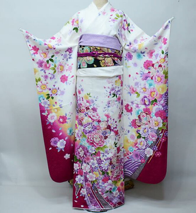 楽天市場】振袖 正絹 着物 単品 仕立て上がり 百花繚乱 金刺繍 白色×赤 