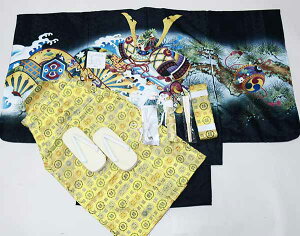 七五三 五歳 男児 着物 羽織袴フルセット 金刺繍 黒地 兜 綸子地 紋袴 5歳 五才 5才 男の子 祝着 お仕立て無料 袴変更可能 新品(株)安田屋 NO41819