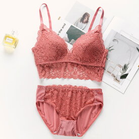 【500円OFFクーポン・17日9:59迄】 ナイトブラ 育乳ナイトブラ ブラジャー 育乳 ノンワイヤーブラ 脇高 昼夜兼用 下着 スポーツブラ スポブラ 無地 痛くない 30代 40代 プレミーナ 『ノンワイヤーカップ付きビスチェ』 送料無料 上下 セットアップ