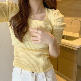 お買い物マラソン ＼最大50％OFFクーポン配布中／ スクエアネック パフスリーブ ニットソー フェミニン パワーショルダー トップス カットソー パワショル シンプル 半袖シャツ リブ生地 クロップド丈 デザイン 大人夏服 ワンサイズ FREE フリーサイズ