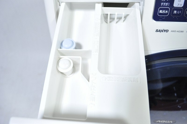 【中古】Panasonic SANYO AQUA AWD-AQ380-L ドラム式 洗濯機 9.0kg ナチュラルホワイト 生活家電  ドラム式洗濯乾燥機 〜9.0kg 楽 【大型】 T1973674 | ReRe（安く買えるドットコム）