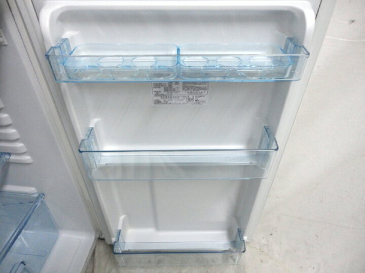 楽天市場】美品 【中古】 Abitelax AR-143E 冷蔵庫 138L ホワイトストライプ 2ドア【大型】 M2573223 : ReRe(安く買えるドットコム) 楽天市場】美品 【中古】 Abitelax AR-143E 冷蔵庫 138L ホワイトストライプ 2ドア【大型】 M2573223 : ReRe(安く買えるドットコム)
