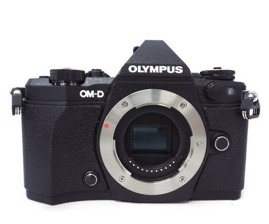 【中古】 OLYMPUS ミラーレス一眼 OM-D E-M5 Mark II 一眼レフ カメラ 写真 撮影 ブラック オリンパス 良好  W3519376 | ReRe（安く買えるドットコム）