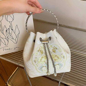 レディース ファッション 春夏 秋 冬 女性 かわいい おしゃれ 韓国 鞄 バッグ 上品 大人 ハンド 刺繍 ショルダー シンプル 花柄 パール 和風 和柄 着物