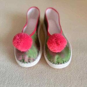 靴 レディース 老北京布靴 刺繍 スリッポン フラット底 ぺたんこ靴 花柄 新チャイナ風 チャイナドレス 和風 ラウンドトゥ 布製 春夏秋冬 普段使い 旅行 緑 ピンク系