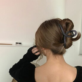 バンスクリップ 大きめ しっかり 特大 韓国 髪留め 大 ヘアアクセサリー 大人 シンプル ヘアーアクセサリー 大きい ミニ おしゃれ 海外 くすみ 可愛い 髪の毛少ない シュシュ ヘアークリップ お団子 毛量多い 流行り シンプル