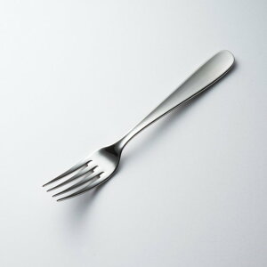 RHƐ@YAMACO@LILIAN@fU[gtH[N@185mmʐ^10ԂłBLILIAN-10