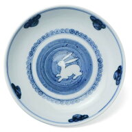 染付兎文5.5寸深皿・阪東晃司《中皿・16.8cm》