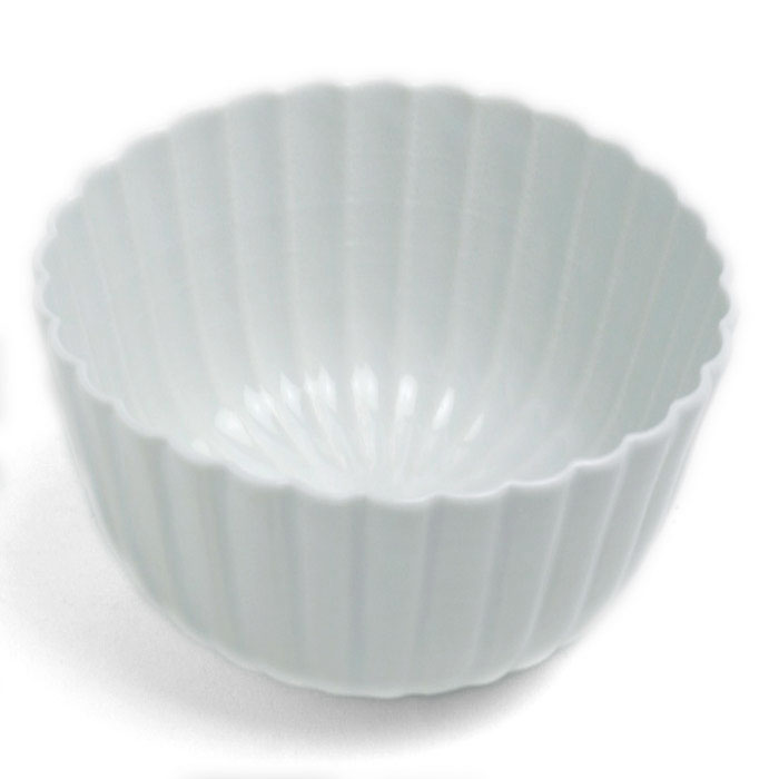 新品未使用正規品 やさしい白 白磁：白磁輪花小鉢 安い 碗型 水野克俊《小鉢 9.3cm》
