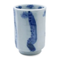 九谷焼：染付松文湯呑・須田菁華《湯呑み》