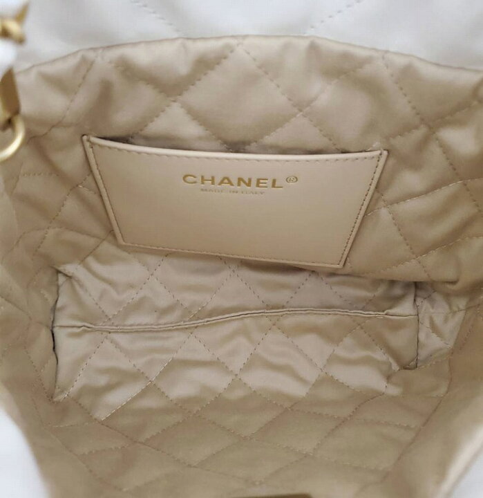 楽天市場】【入手困難】シャネル CHANEL 2023SSコレクション CHANEL22 