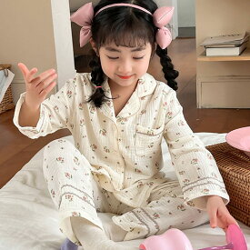 300円OFFクーポン 子供服 パジャマ 女の子 長袖 上下セット 2点 部屋着 キッズ 普段着 ガーゼ 綿 ガールズ 可愛い 綿100% 柔らかい 快適 花柄 フラワー 春 秋 肌に優しい 通気性 夏 ルームウェア 前開き 寝巻き 寝間着 2点セット ダブルガーゼ OceanMap