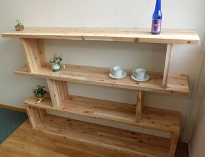 【 杉 集成 シダーシェルフ 国産杉 上小無節 】長さ1200×幅245×厚み30ミリ 杉 杉板 集成材 フリー板 棚 棚板 シェルフ ウォールシェルフ 飾り棚 飾り台 木製 天然木 本棚 食器棚 カップボード