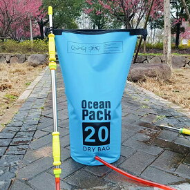 水鉄砲 ウォーターガン 超強力飛距離 リュック型 大容量 加圧式 水を繰り返し充填する必要がない 子供から大人まで 水遊びおもちゃ 水漏れ防止 夏の定番 夏祭り 水遊び 海水浴 プー