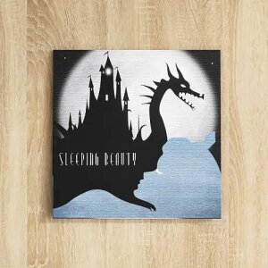 [30×30] ȐEς̃CeA X̔̃A[gpl