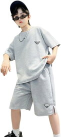 [R and Kang] 男の子 キッズ 上下2点セット 子供服 半袖シャツ ショートパンツ スポーツウェア ジャージ 普段着 (グレー, 130cm)