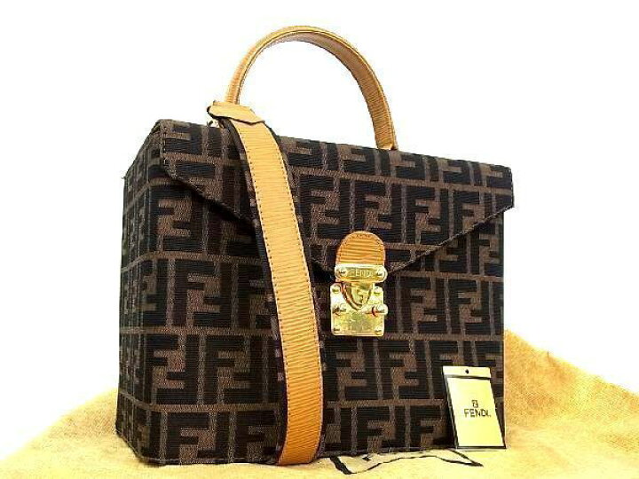 楽天市場】□極美品□ FENDI フェンディ ズッカ柄 キャンバス×レザー 