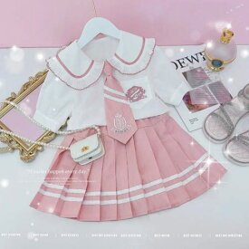 子ども服 女の子 キッズ セットアップ 半袖 襟付き 韓国 制服 プリーツ スカート ピンク 青 エンブレム プレッピー 英国 かわいい 夏 ネクタイ 上下 コスプレ 入園 卒園 おもしろ 子供 お揃い ペアルック ラウンドカラー 丸襟