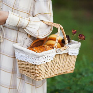 ピクニックバスケット かごバスケット かごバッグ レース内布付き ハンドル付き ピクニック バスケット 持ち手 カゴ 籠バッグ 収納 おもちゃ 柳バスケット 編み おしゃれ 小物入れ