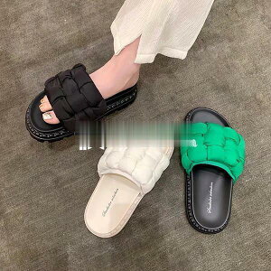 Xbp fB[X t  ~[ T_ ؂ _炩 C [q[   r[`T_ p wlC y r   o