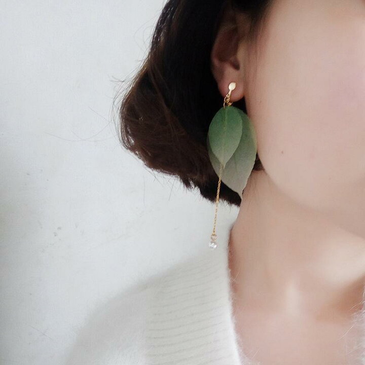 楽天市場】ピアス イヤリング アクセサリー リーフ 葉っぱ フック 