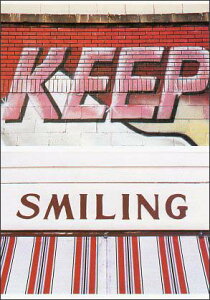 |XgJ[h J[ʐ^uKEEP SMILINGv105×150mm Xւ͂ bZ[WJ[h