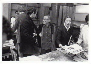 ポストカード モノクロ写真「ジャン=リュック・ゴダール」(映画監督・俳優)「ジャン=ポール・サルトル」(哲学者)「シモーヌ・ド・ボーヴォワール」(作家)105×150mm メッセージカード 郵便は