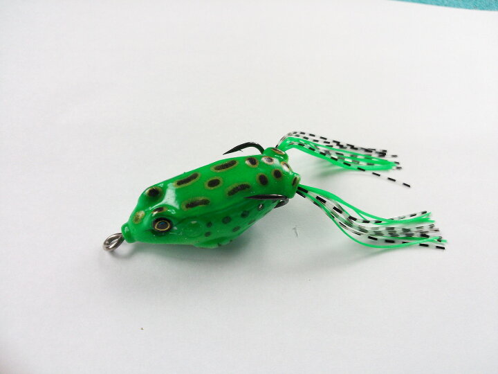 Iplusmile ルアー ソフト トップウォーター ナマズ フロッグ ブラックバス ルアーセット 海 釣具 釣具セット 雷魚 魚 新色 フロッグ