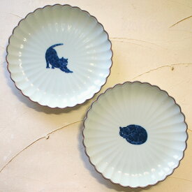 猫 小皿 呉須猫 菊割 5.5寸皿 有田焼 波佐見焼 日本 和風 和陶器 食器 うつわ 取り皿 お皿 プレート 猫柄 ギフトプレゼント包装無料 猫雑貨 猫グッズ ネコグッズ ネコ 雑貨 ねこ柄 キャット