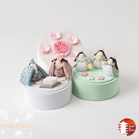 【数量限定｜再入荷】雛人形 コンパクト おしゃれ かわいい ケース飾り ニュアンスカラー くすみカラー パステルカラー コットン 三人官女付き モダン 今どき インテリアに馴染む 初節句 日本製 京都で手づくり お雛様 ひな人形 五人飾 萌 TOKOTOKO 夢み屋