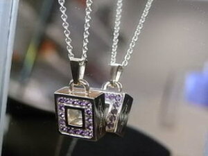 �����������I���V���o�[�y���_���g/�A�g���N�e�B�u�y���_���g/�I���W�i��/�Εt�X�N�G�A�y���_���g/�n���h���C�h/�u�����h��CHAPTER ONE���`���v�^�[���� �y�|�C���g10�{�z�ysmtb-k�z�yw2�z�y�y