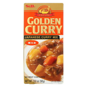 S&B �S�[���f���J���[ �}�C���h�W���p�j�[�Y�J���[�~�b�N�X 92g S&B Golden Curry Mild Japanese Curry Mix, 3.2 oz �y�����񂹏��i�z