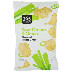 365by�z�[���t�[�Y�}�[�P�b�g �|�e�g�`�b�v�X �T���[�N���[���I�j�I�� 226g 365 by Whole Foods Market, Sour Cream Onion Potato Chips, 8 OZ �y�����񂹏��i�z