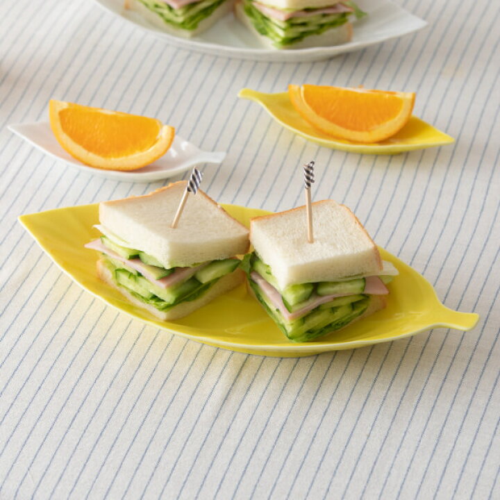 超特価sale開催 みずき 豆皿 グリーン 栗原はるみ ギフト包装可 食器 お皿 葉っぱ型 リーフ ケーキ 箸置き フルーツ 和食 洋食 レンジ オーブン 食洗機 Discoversvg Com