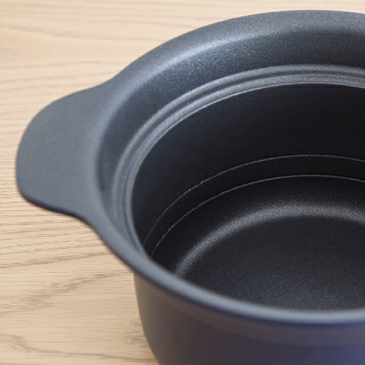 楽天市場 栗原はるみ 鍋 レシピ付 万能鍋 小 ネイビー 蒸し器付 両手鍋 Ih 1人用 Ih対応 結婚祝い 両手 ガス ギフト アルミ アルミ鍋 蒸し鍋 炊飯鍋 調理器具 ご飯鍋 ごはん鍋 蒸し器 揚げ鍋 揚げ物 コンパクト 調理鍋 煮込み鍋 青 男性 母の日 プレゼント おうち 楽天市場 栗原はるみ 鍋 レシピ付 万能鍋 小 ネイビー 蒸し器付 両手鍋 Ih 1人用 Ih対応 結婚祝い 両手 ガス ギフト アルミ アルミ鍋 蒸し鍋 炊飯鍋 調理器具 ご飯鍋 ごはん鍋 蒸し器 揚げ鍋 揚げ物 コンパクト 調理鍋 煮込み鍋 青 男性 母の日 プレゼント おうち