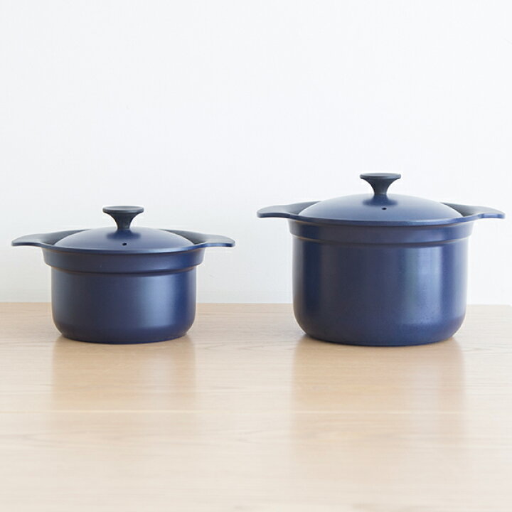 楽天市場 栗原はるみ 鍋 レシピ付 万能鍋 小 ネイビー 蒸し器付 両手鍋 Ih 1人用 Ih対応 結婚祝い 両手 ガス ギフト アルミ アルミ鍋 蒸し鍋 炊飯鍋 調理器具 ご飯鍋 ごはん鍋 蒸し器 揚げ鍋 揚げ物 コンパクト 調理鍋 煮込み鍋 青 男性 母の日 プレゼント おうち 楽天市場 栗原はるみ 鍋 レシピ付 万能鍋 小 ネイビー 蒸し器付 両手鍋 Ih 1人用 Ih対応 結婚祝い 両手 ガス ギフト アルミ アルミ鍋 蒸し鍋 炊飯鍋 調理器具 ご飯鍋 ごはん鍋 蒸し器 揚げ鍋 揚げ物 コンパクト 調理鍋 煮込み鍋 青 男性 母の日 プレゼント おうち